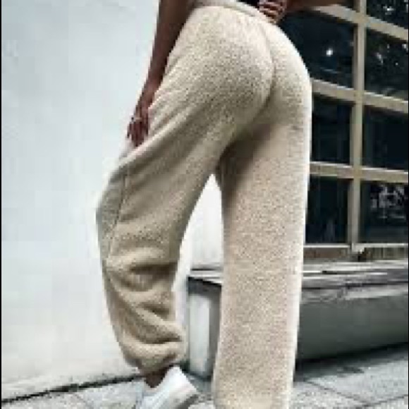 UGG Pants - 🦄 3 for$75 Ugg SweatPants Size XL